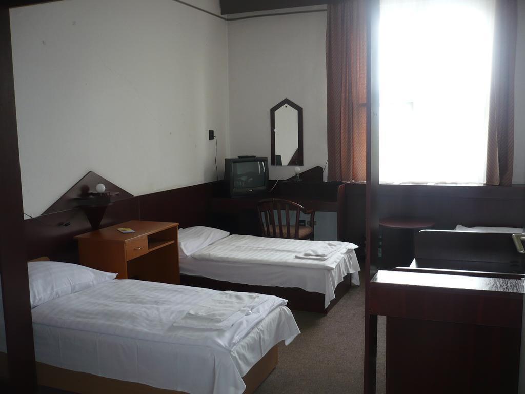 Hotel Ventura — Fotók 1